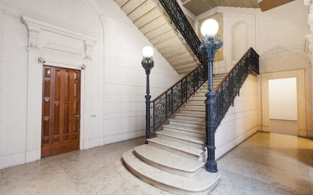 Easyhomes Duomo Suites And Apartments