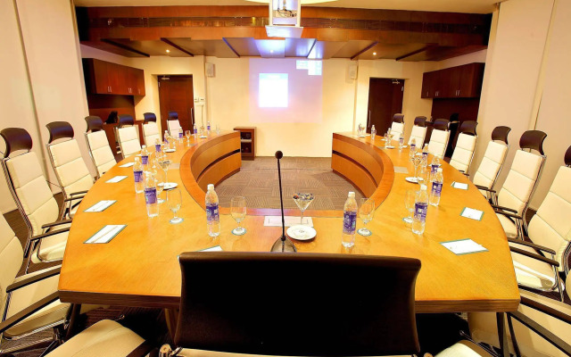 Flora Airport Hotel and Convention Centre Kochi