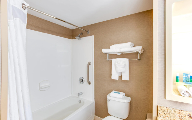 Holiday Inn Express Hotel & Suites Bethlehem by IHG