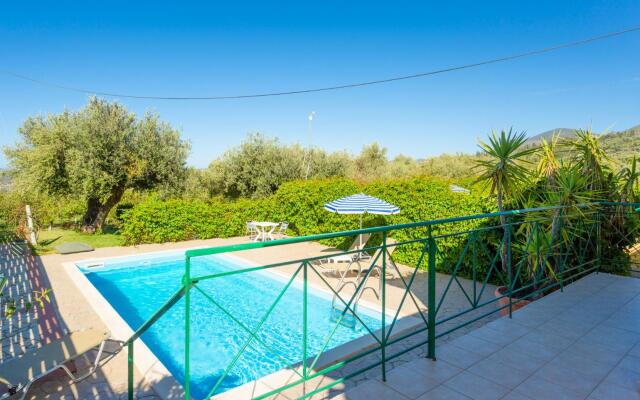 Villa Russa Alexandros Large Private Pool Walk to Beach Sea Views Wifi - 2018