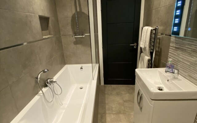 Eden Escapes Serviced Apartments