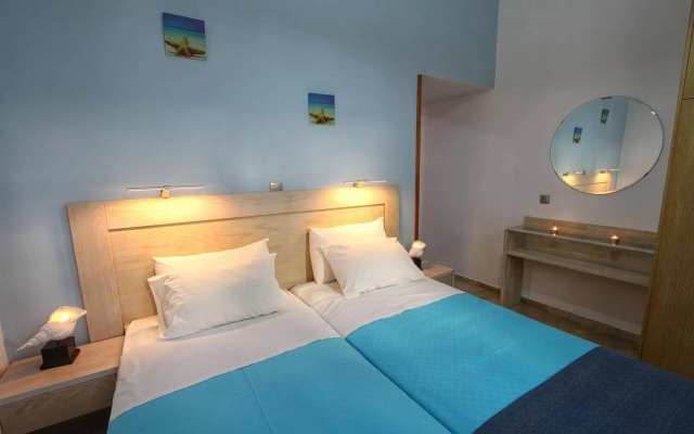 Ilioxenia Studio & Apartments