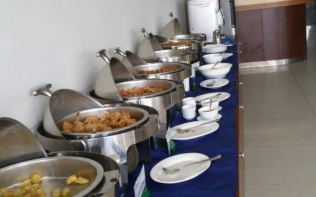Man Myanmar Hotel