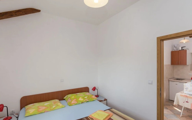 Restful Villa in Dalmatia With Garden