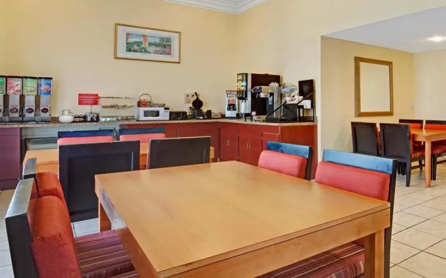 Howard Johnson Inn Kent