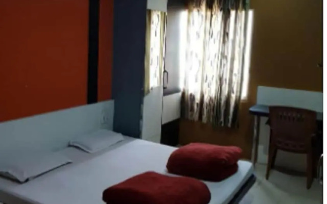 New Hotel Shree Radha Krishna Palace
