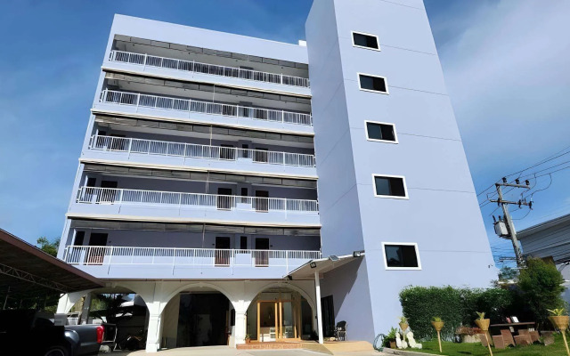 Stayhere@Airport Service Apartment