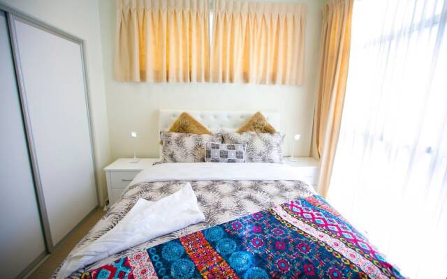 Epsom Central Modern 3Brd Apt