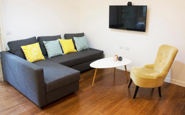 Simply Apartments - Idelson Street