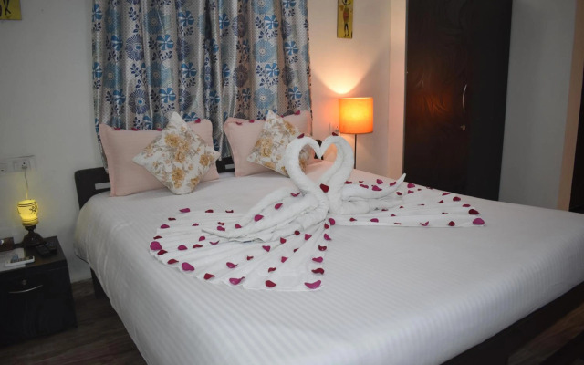 Spectrum Hub beach side Studio Apartment - Candolim - Goa