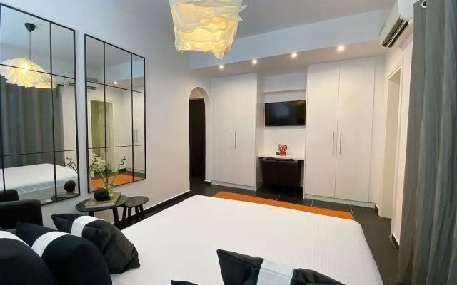 Executive Apartment in Kolonaki
