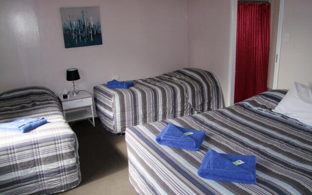 Acacia Motel