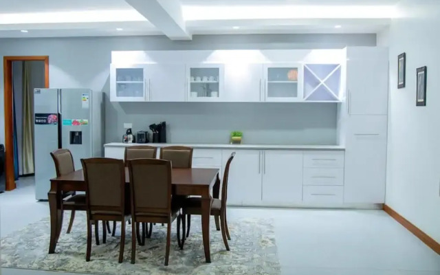 Luxury Cozy Kampala Apartment With 2 Bedrooms