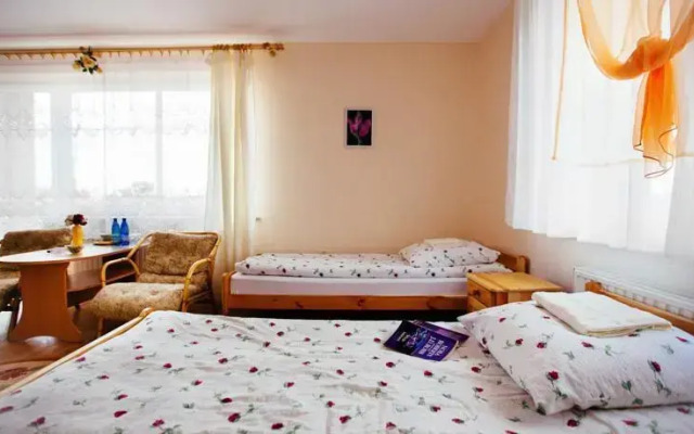 Tanie Noclegi Bartek 2