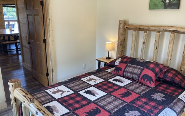 Keweenaw Waters Resort