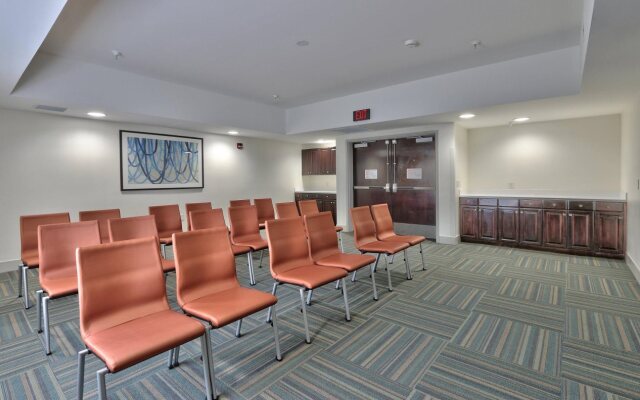 Holiday Inn Express & Suites Albuquerque Historic Old Town by IHG