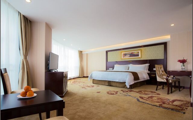 Vienna Hotel Heyuan Hongxing Road Branch