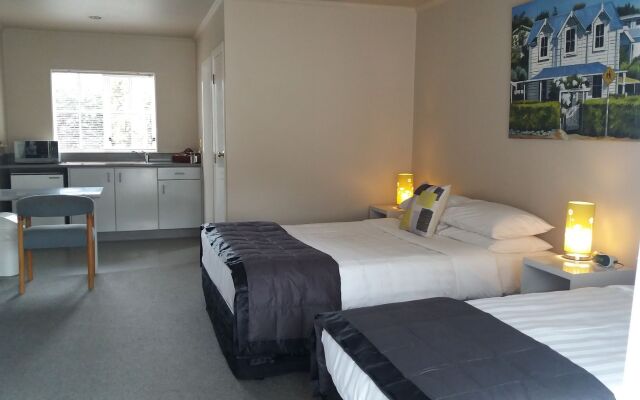 Settlers Motor Lodge