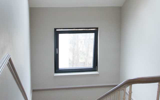 Unit 8 - Charming Loft Apt. Near Avenue Louise
