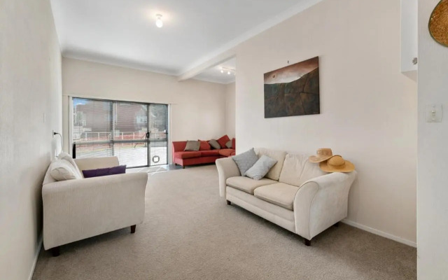 Home Sweet Home - Mt Maunganui Holiday Home