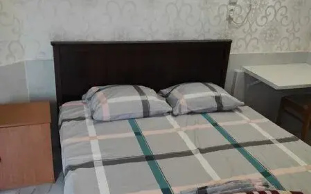 Pod palmoj