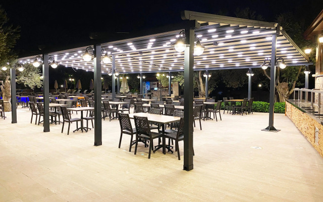 Assos Park Hotel