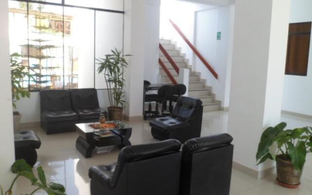 Hotel Residencial Los Frayles