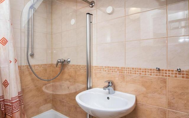 Apartments Toni 2000