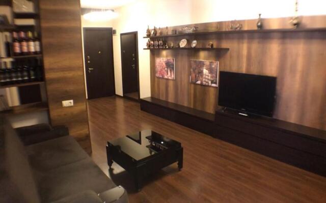 Freedom Square Apartment