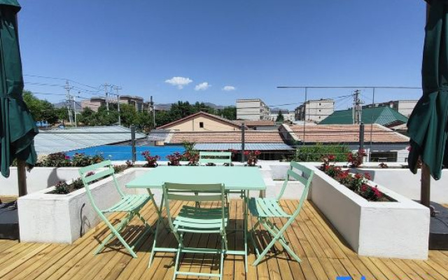 Turks Clouds B&B – Outside – Tekes