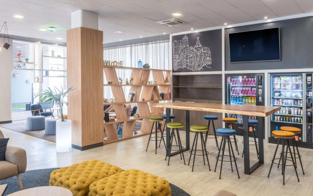 Madrid Airport Suites, Affiliated by Meliá