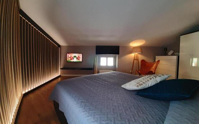 MoAA - Modern Art Apartment