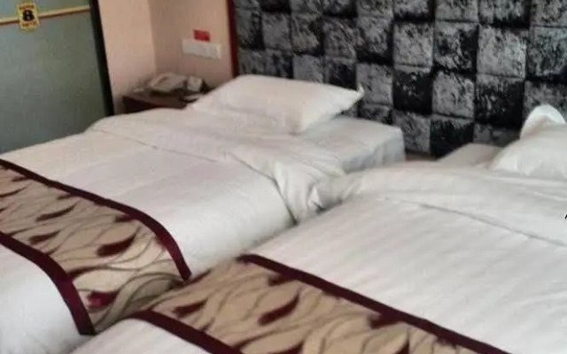 Super 8 Hotel