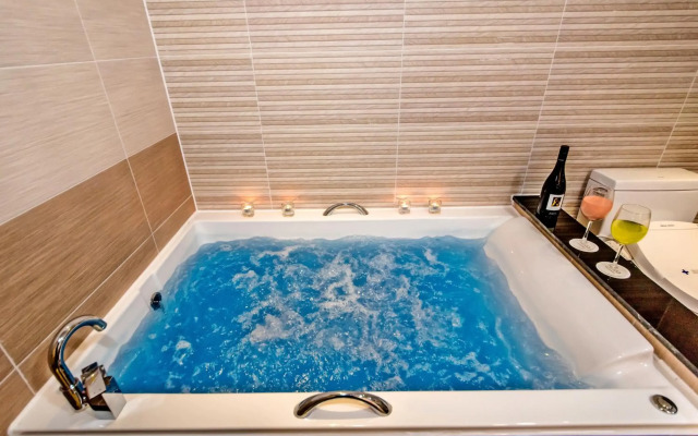 Seawater Spa Hotel Coza