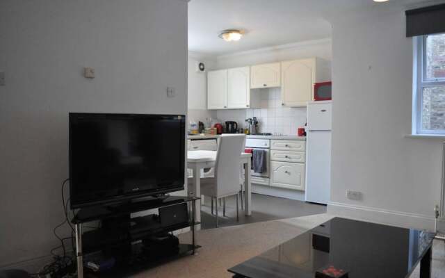 Lovely 1 Bedroom Flat In Trendy Peckham