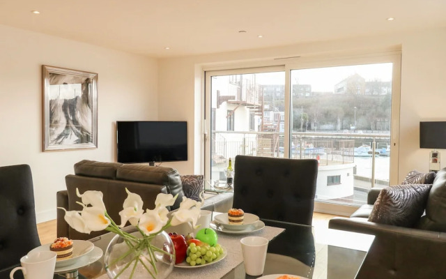 Harbourside Haven Apartment 1