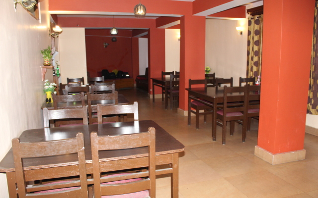 Say Rooms Pema Thang