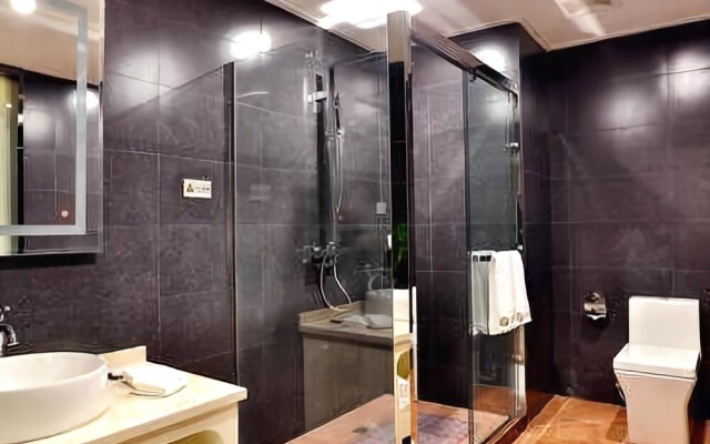 Chengdu Yinchao Hotel