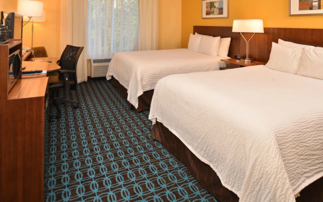 Fairfield Inn & Suites Louisville North