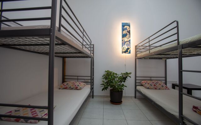 Satori House - Hostel