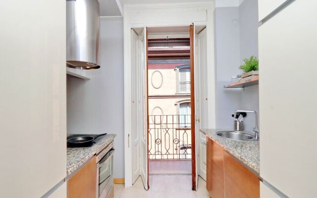 JOIVY Austere Elegance