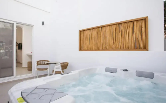 Stay Helios - Aparts & Pool Suites