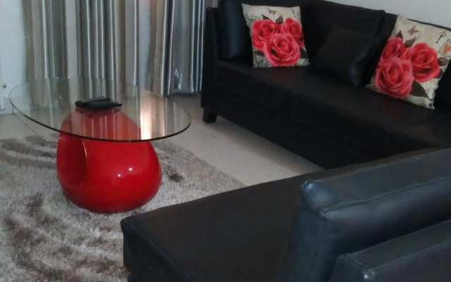 Regimanuel Apartments - Kwabenya