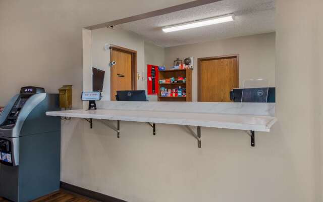 Econo Lodge San Antonio near SeaWorld - Medical Center