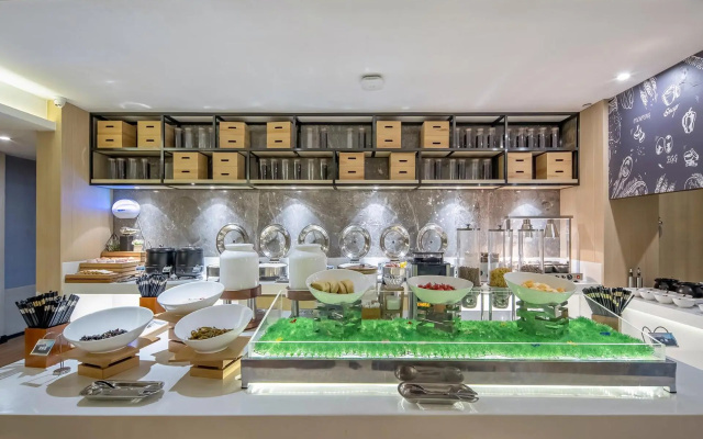 Echarm Hotel Nanning International Convention and Exhibition Center Metro Station