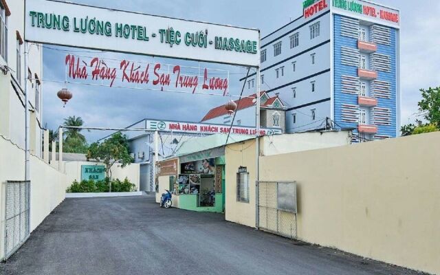 Trung Luong Hotel 1