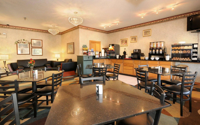 Best Western Crossroads Inn