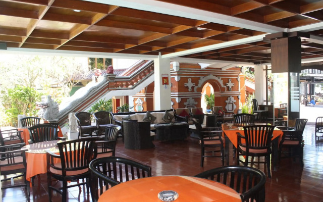 Puri Naga Beachfront Cottages