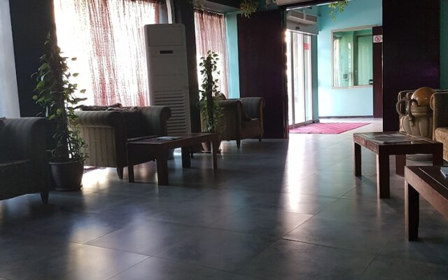 Sahara Hotel