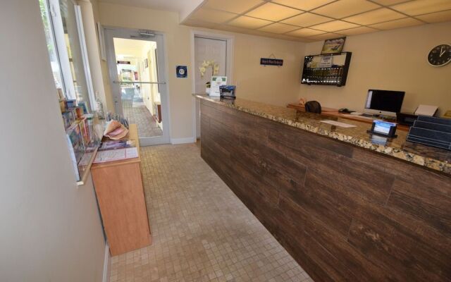 Surf Side Resort